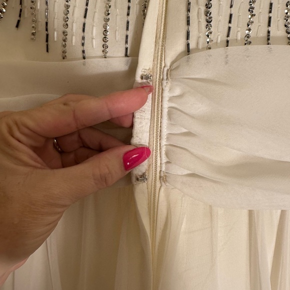 Jack Bryan Beaded Chiffon Dress - Sheer Sleeves With Beaded Bodice - Picture 9 of 14